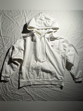 Levi's White Hooded Pullover Sweatshirt with Small Red Logo Size M